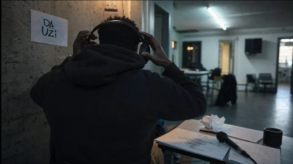d.a uzi en studio MJC en Seine-Saint-Denis, rap et écriture